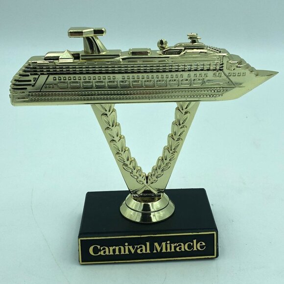 CARNIVAL MIRACLE SHIP ON A STICK CRUISE TROPHY - Picture 1 of 4